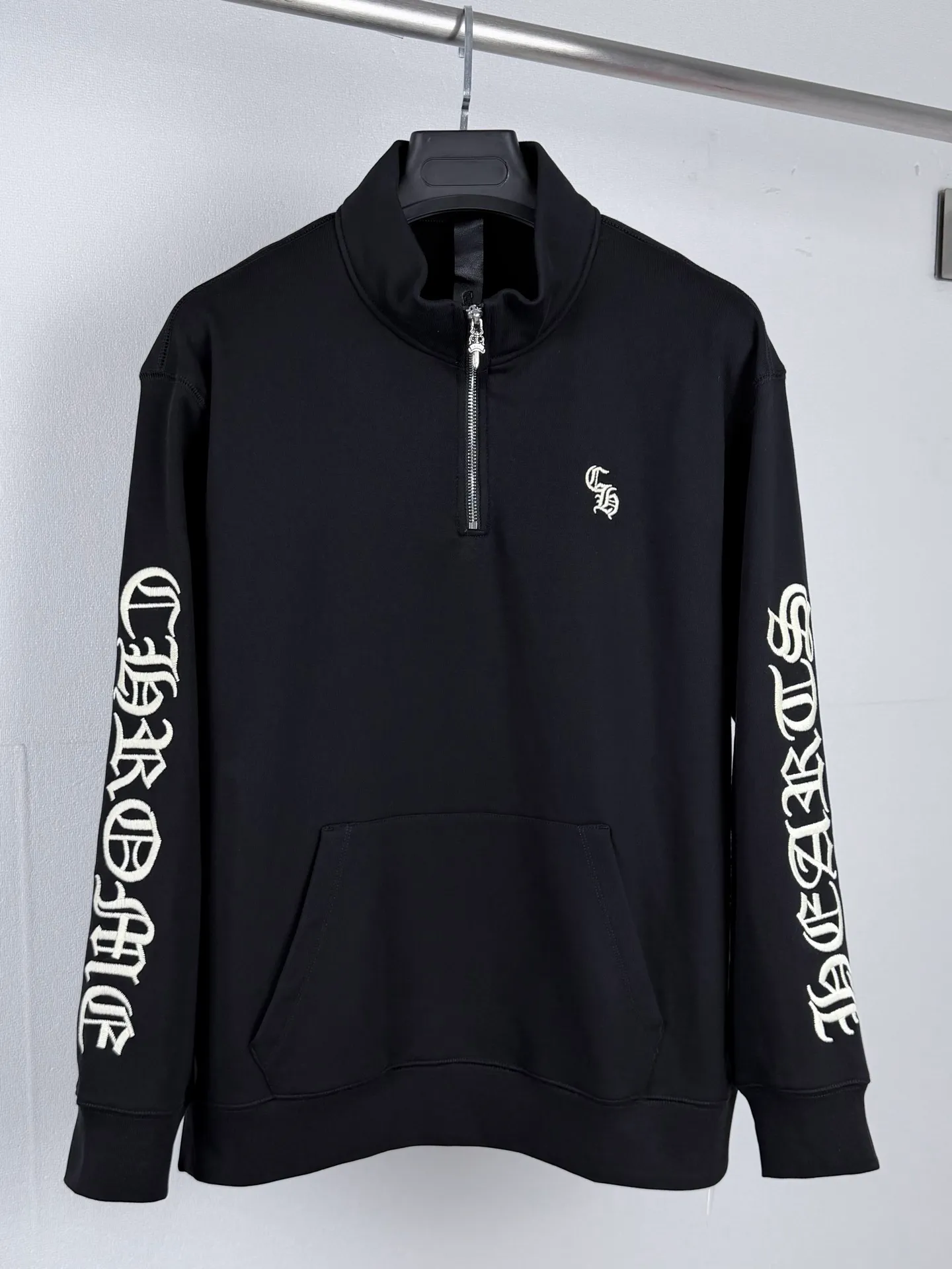 Chrome Hearts/ Retro CH 1: CH 2: ： 1:1 CH 1:1 CH 1:1 CH 1:1 CH ： Size： S M L XL